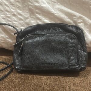 Stone Mountain Accessories Black Leather Crossbody Bag